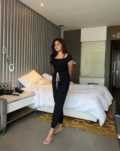 Call Girls Vedasandur Cash On Delivery